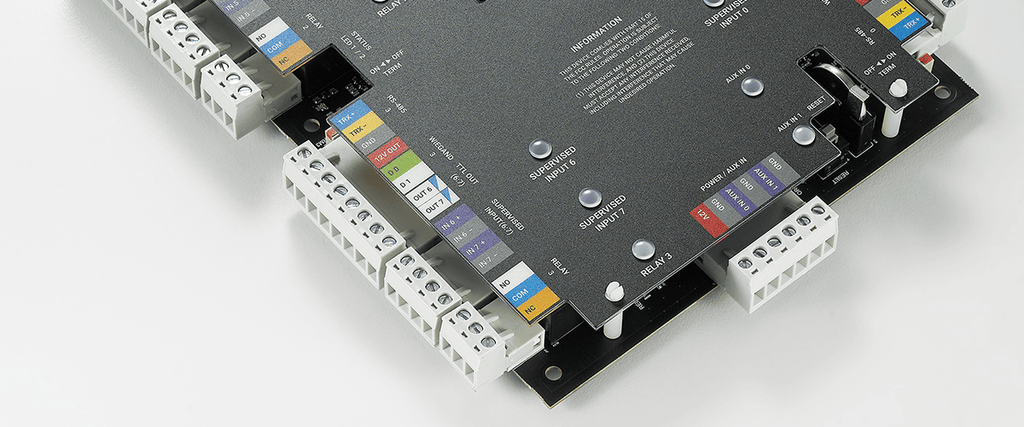 Suprema CoreStation CS-40 – Contrôleur d'accès biométrique centralisé 4 portes